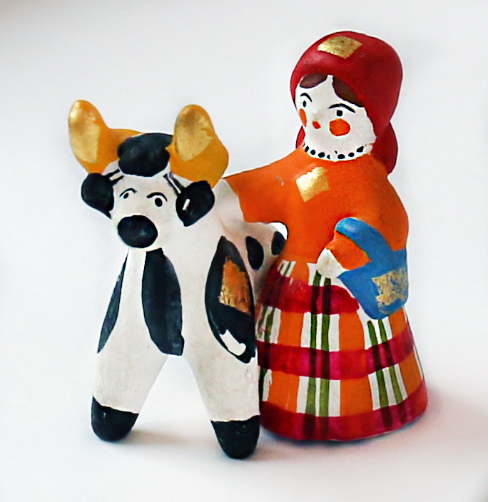 Игрушка \"Баба с коровой\"