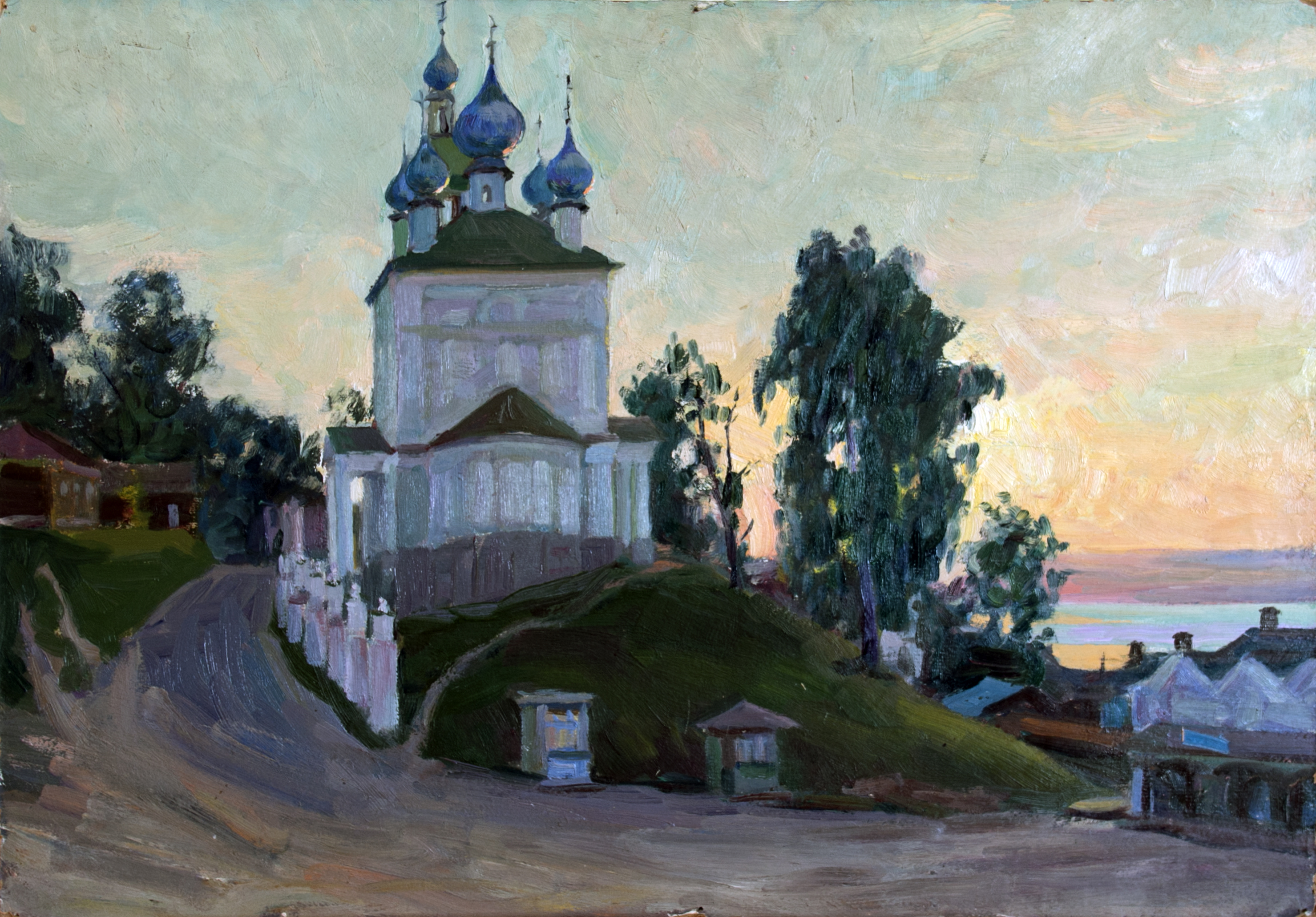 Плес. Воскресенская церковь на закате солнца