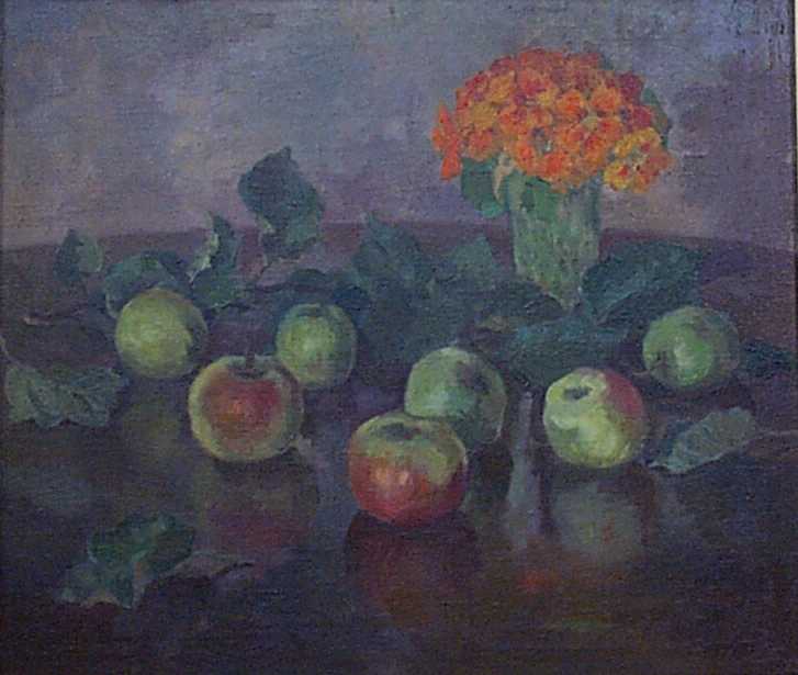 Яблоки.