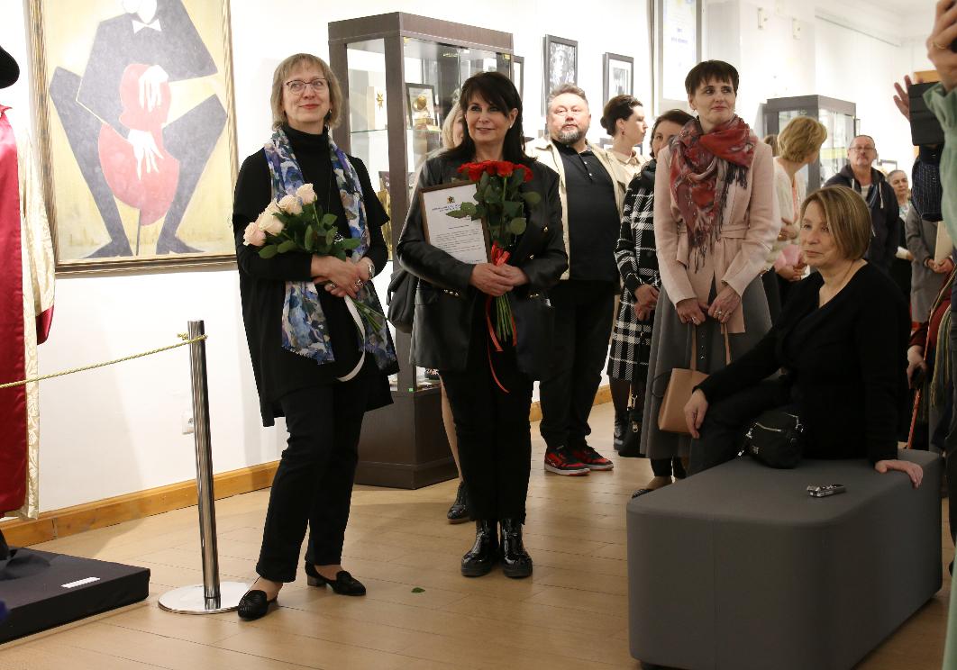 «Мстислав Ростропович. Просто Гений!» К 95-летию со дня рождения (архивные документы, личные вещи и предметы из частног…