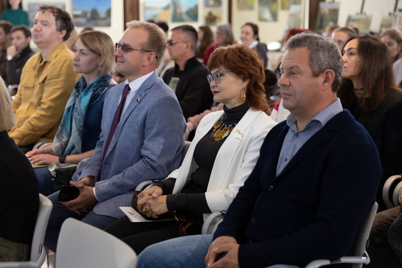 Итоговая выставка проекта «Творческие школы «Мастерские искусств»